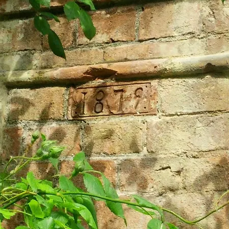 Affittacamere Cascina Monastero Gasthuis Neive