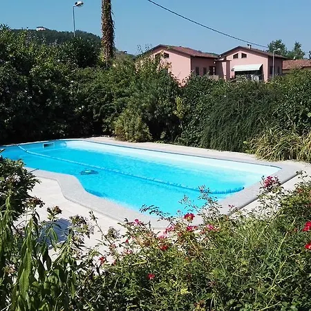 Affittacamere Cascina Monastero Neive